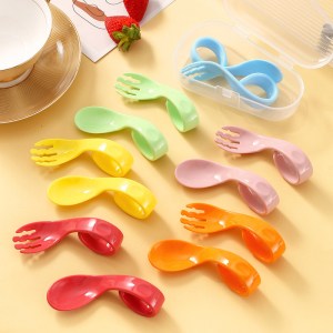 Curved handle baby food spoon set