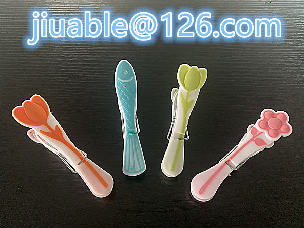 bi color hanger clips mold